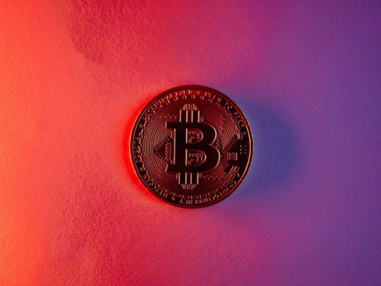 Crypto Market Update: Bitcoin Dips Below US$100K, Ripple Raises US$500M